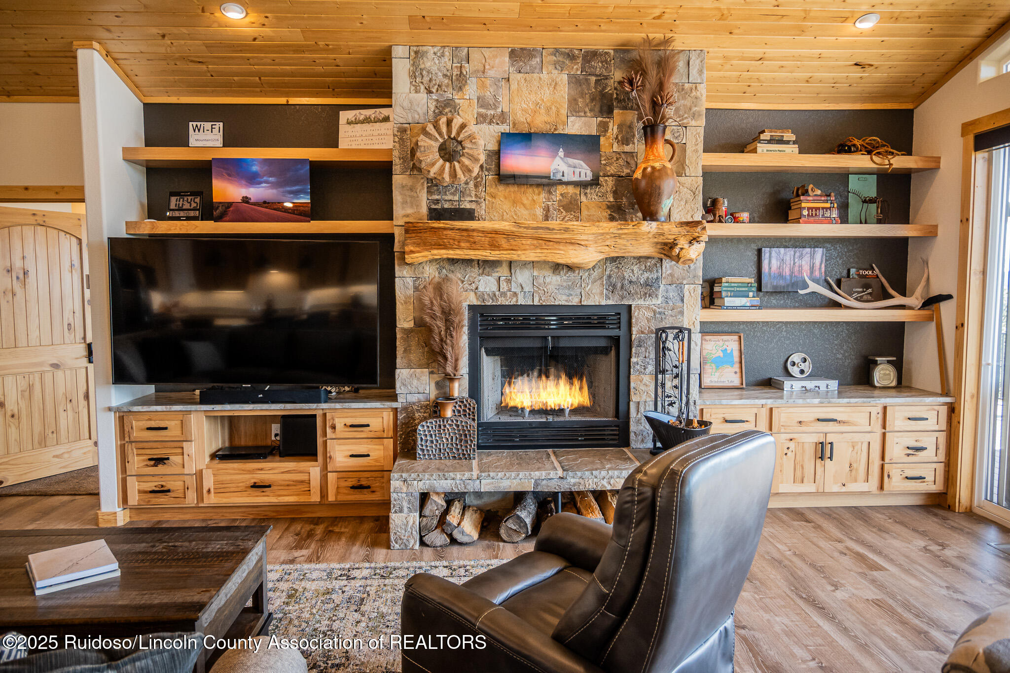 502 Mountain High Circle