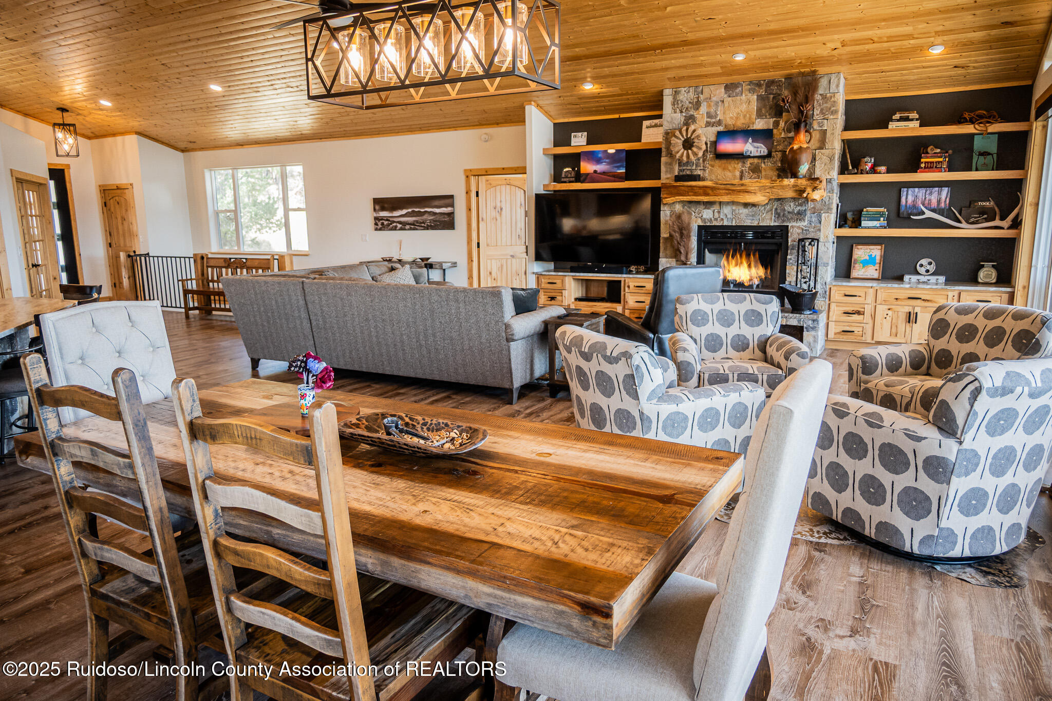 502 Mountain High Circle