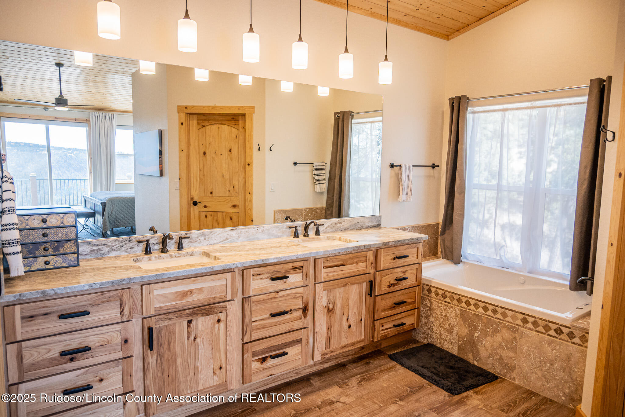 502 Mountain High Circle