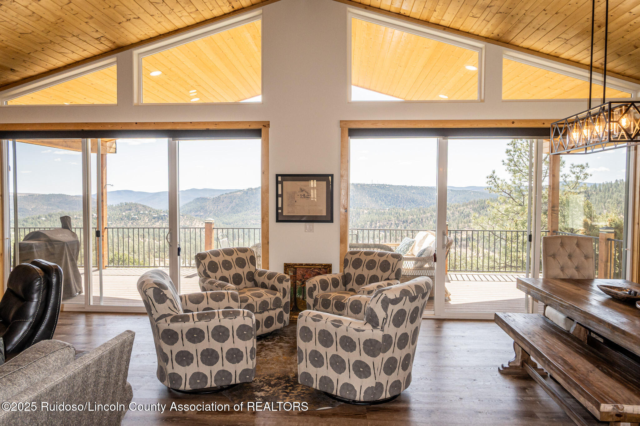 502 Mountain High Circle