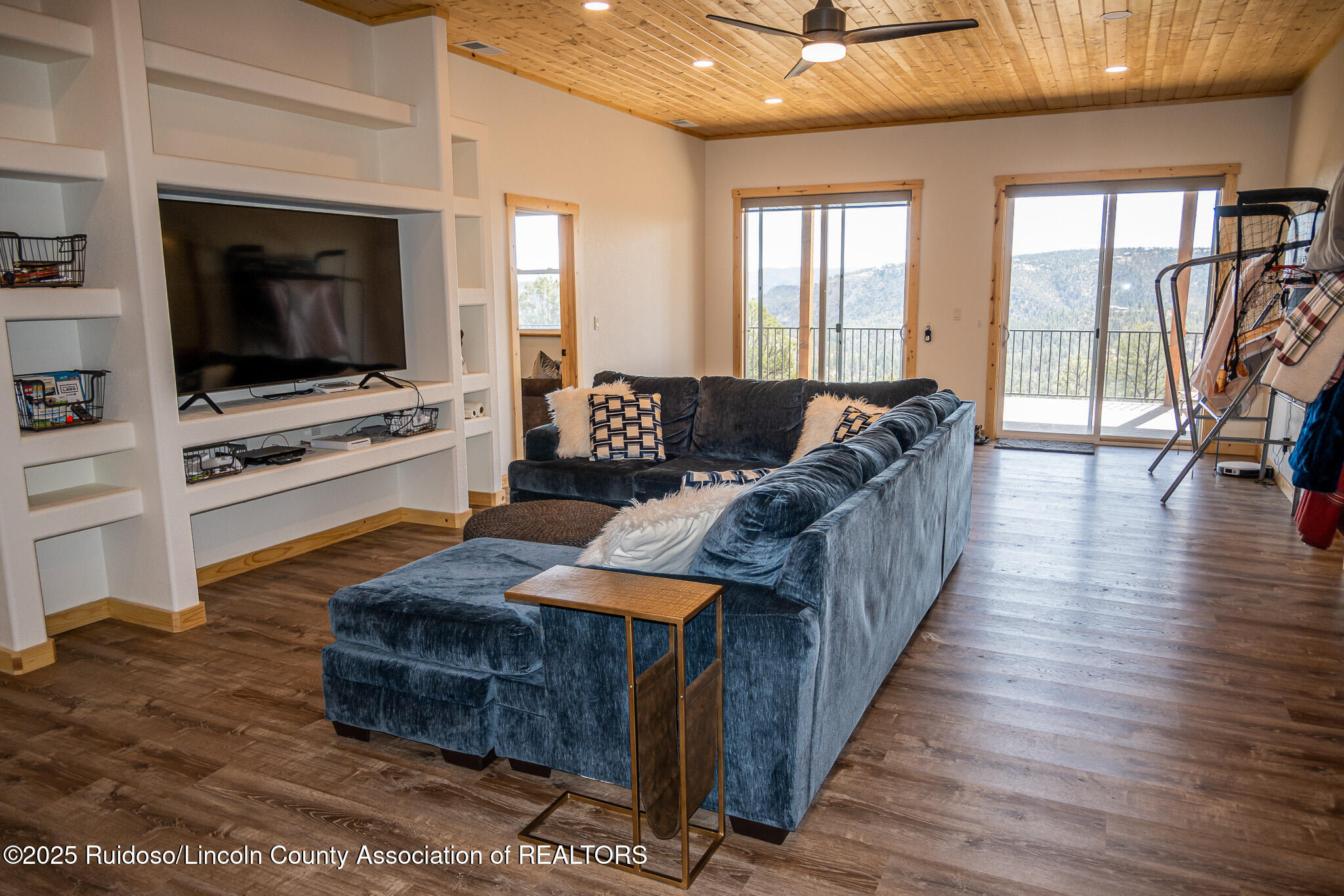 502 Mountain High Circle