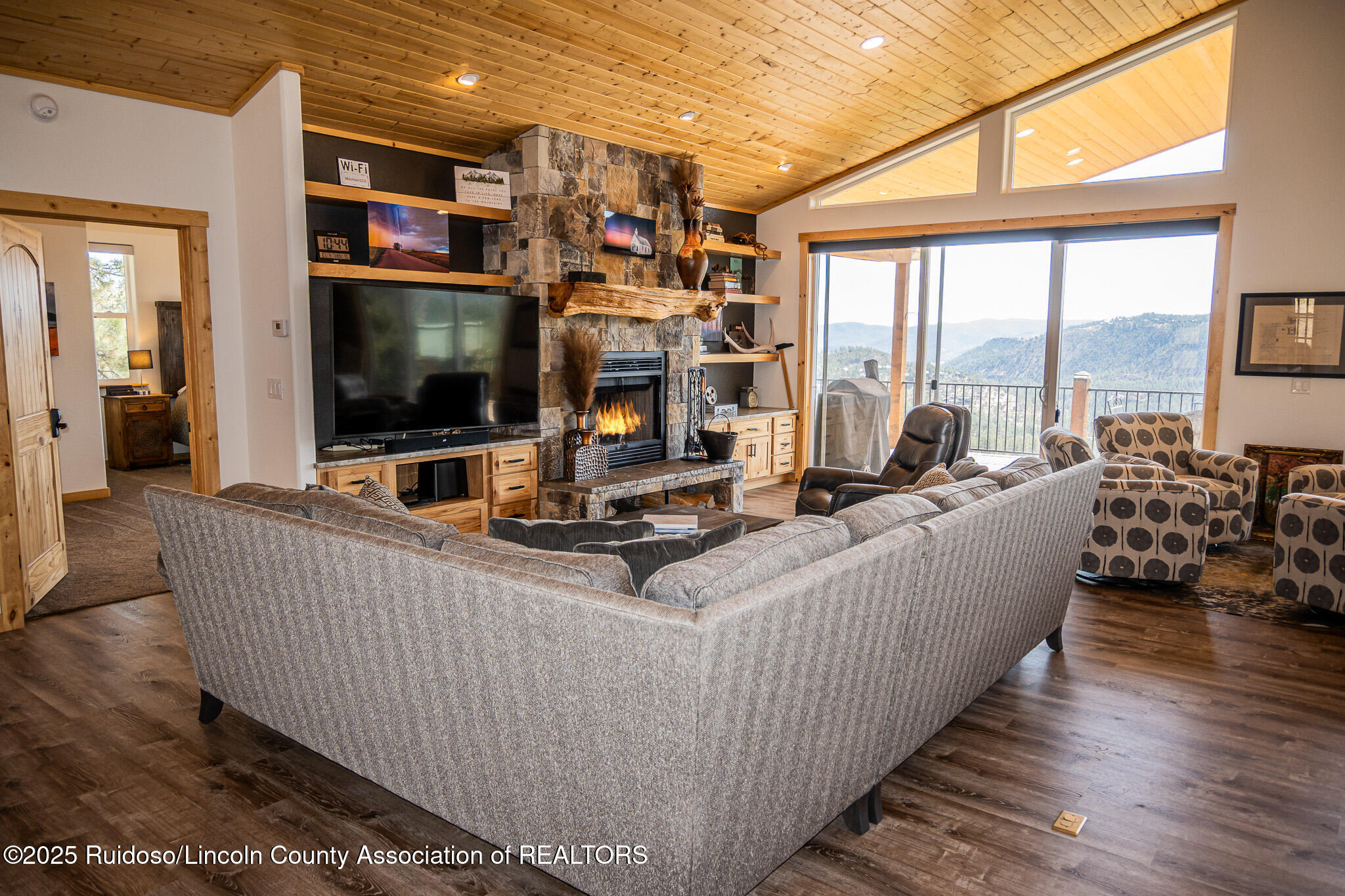 502 Mountain High Circle