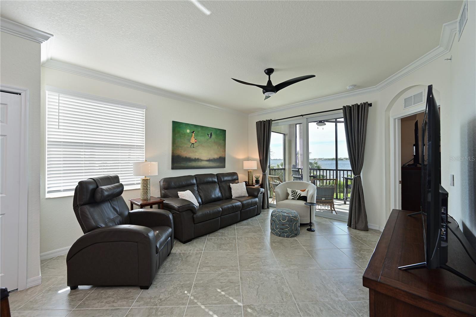 1010 TIDEWATER SHORES LOOP #201