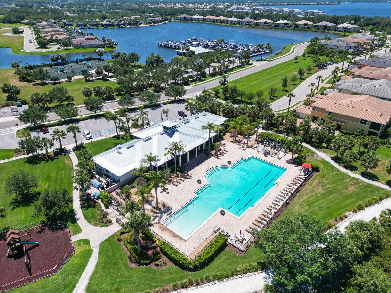 1010 TIDEWATER SHORES LOOP #201