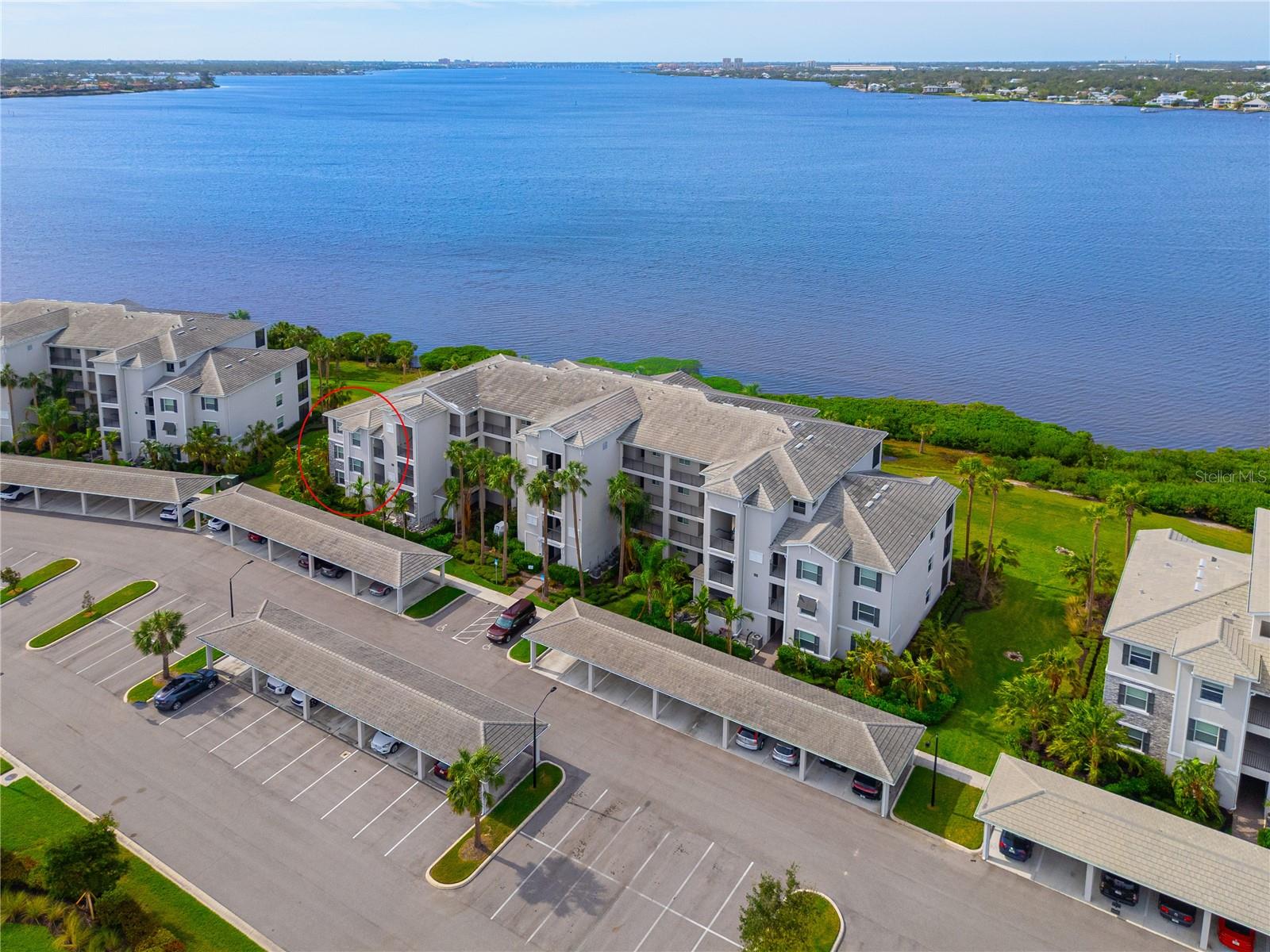 1010 TIDEWATER SHORES LOOP #201