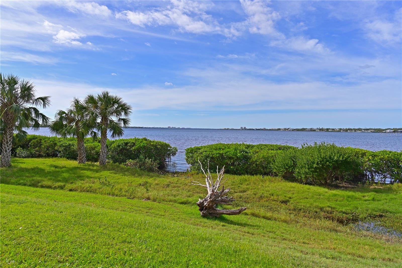 1010 TIDEWATER SHORES LOOP #201