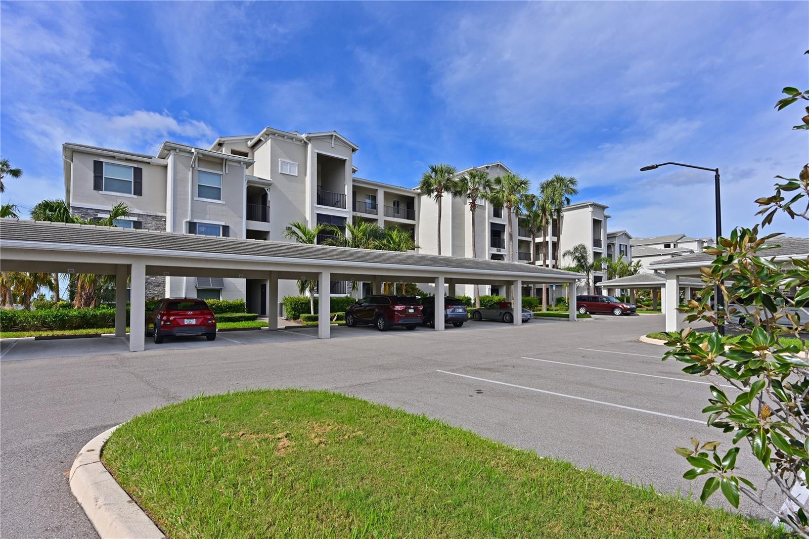 1010 TIDEWATER SHORES LOOP #201