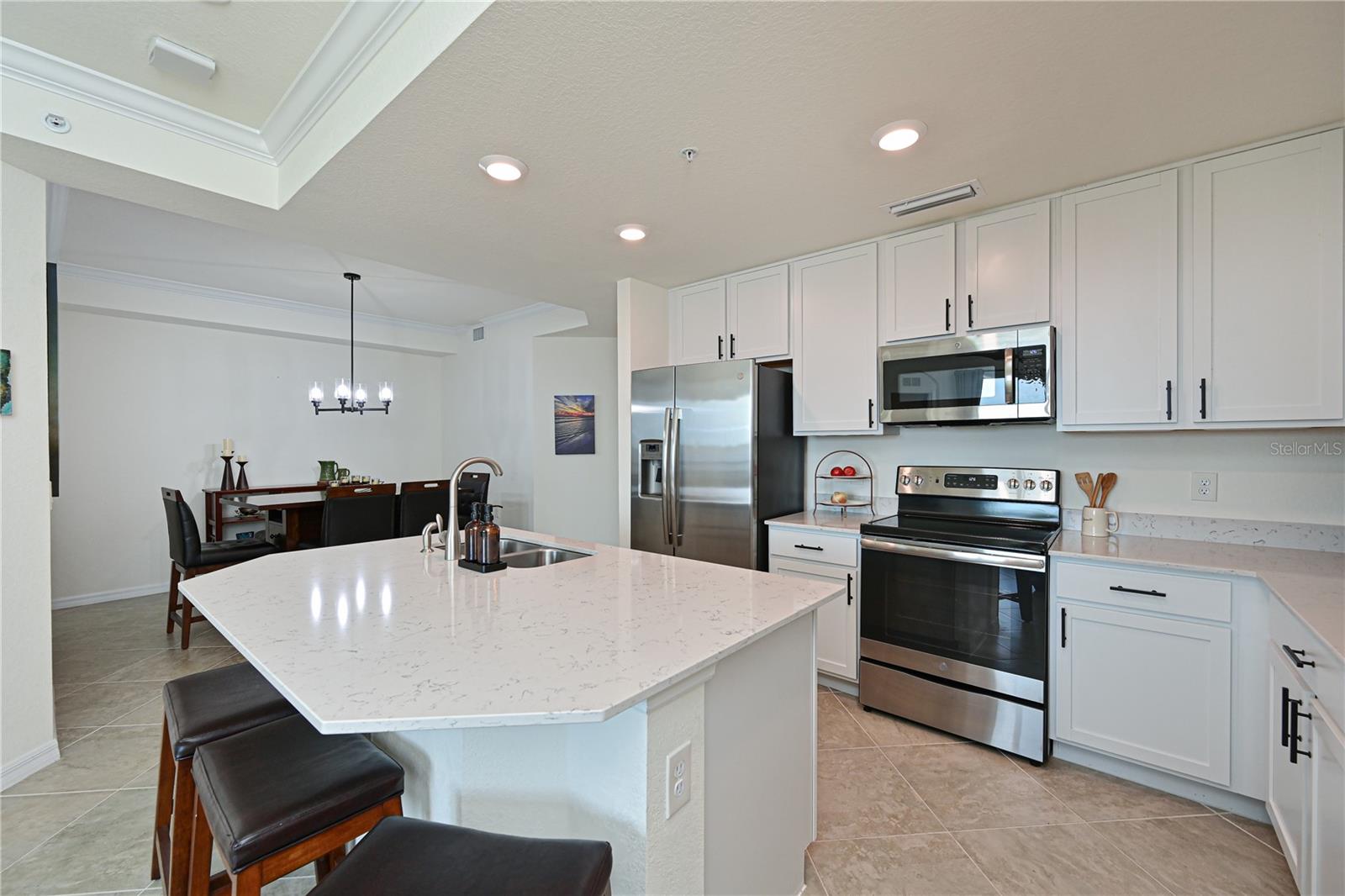 1010 TIDEWATER SHORES LOOP #201