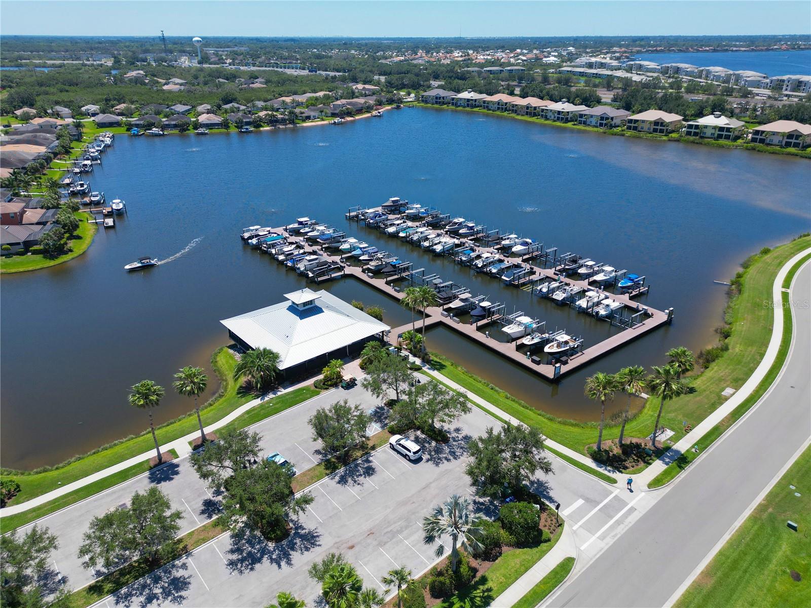 1010 TIDEWATER SHORES LOOP #201