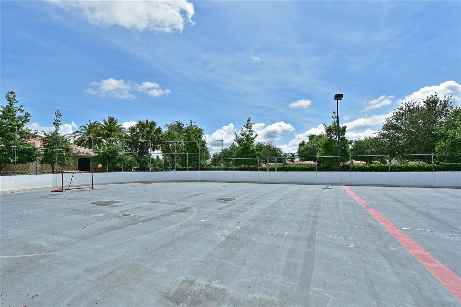 819 FAIRWAYCOVE LN #103