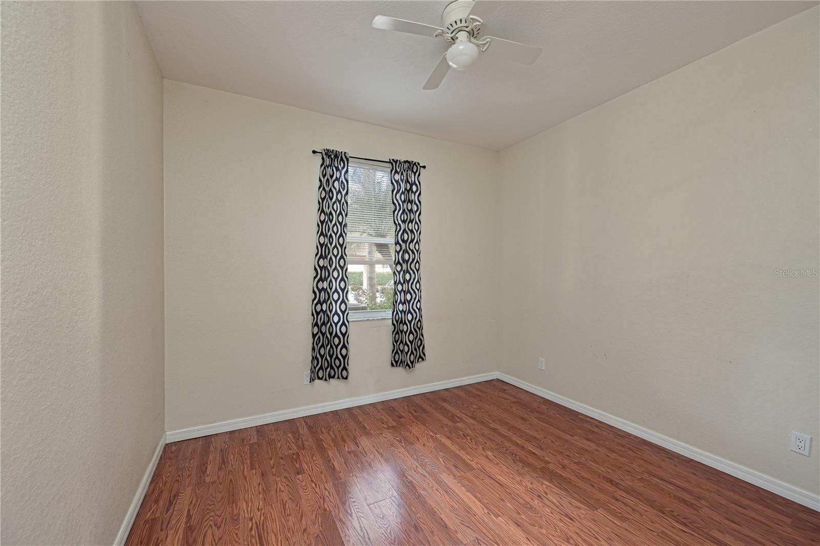 819 FAIRWAYCOVE LN #103