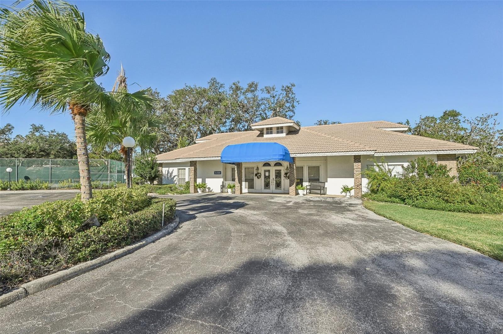 5808 GARDEN LAKES MAJESTIC