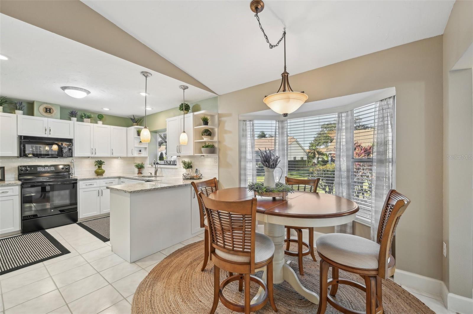 5808 GARDEN LAKES MAJESTIC