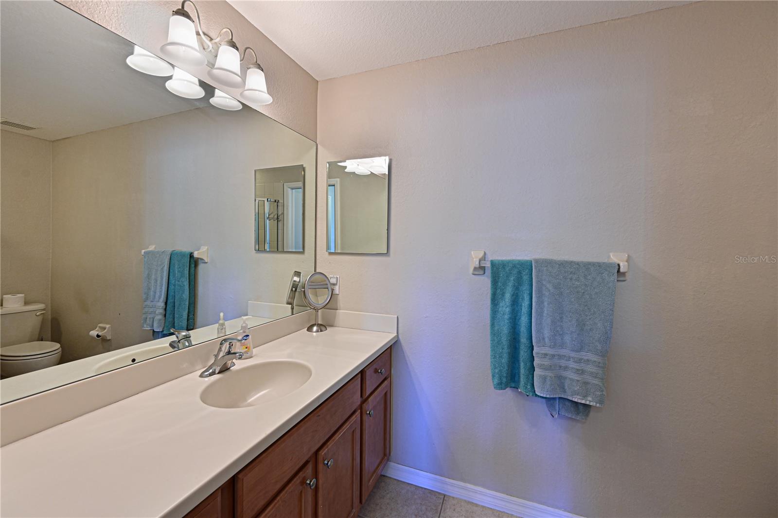 1003 FAIRWAYCOVE LN #101