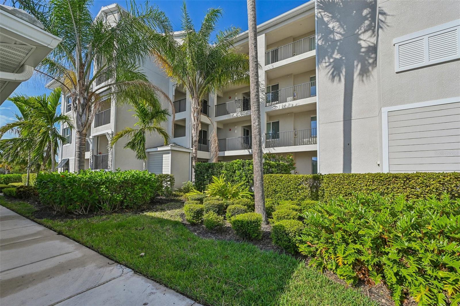 850 TIDEWATER SHORES LOOP #202
