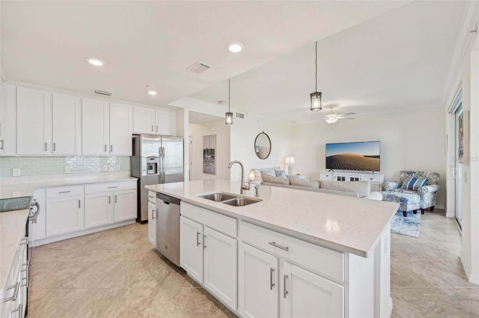 850 TIDEWATER SHORES LOOP #202