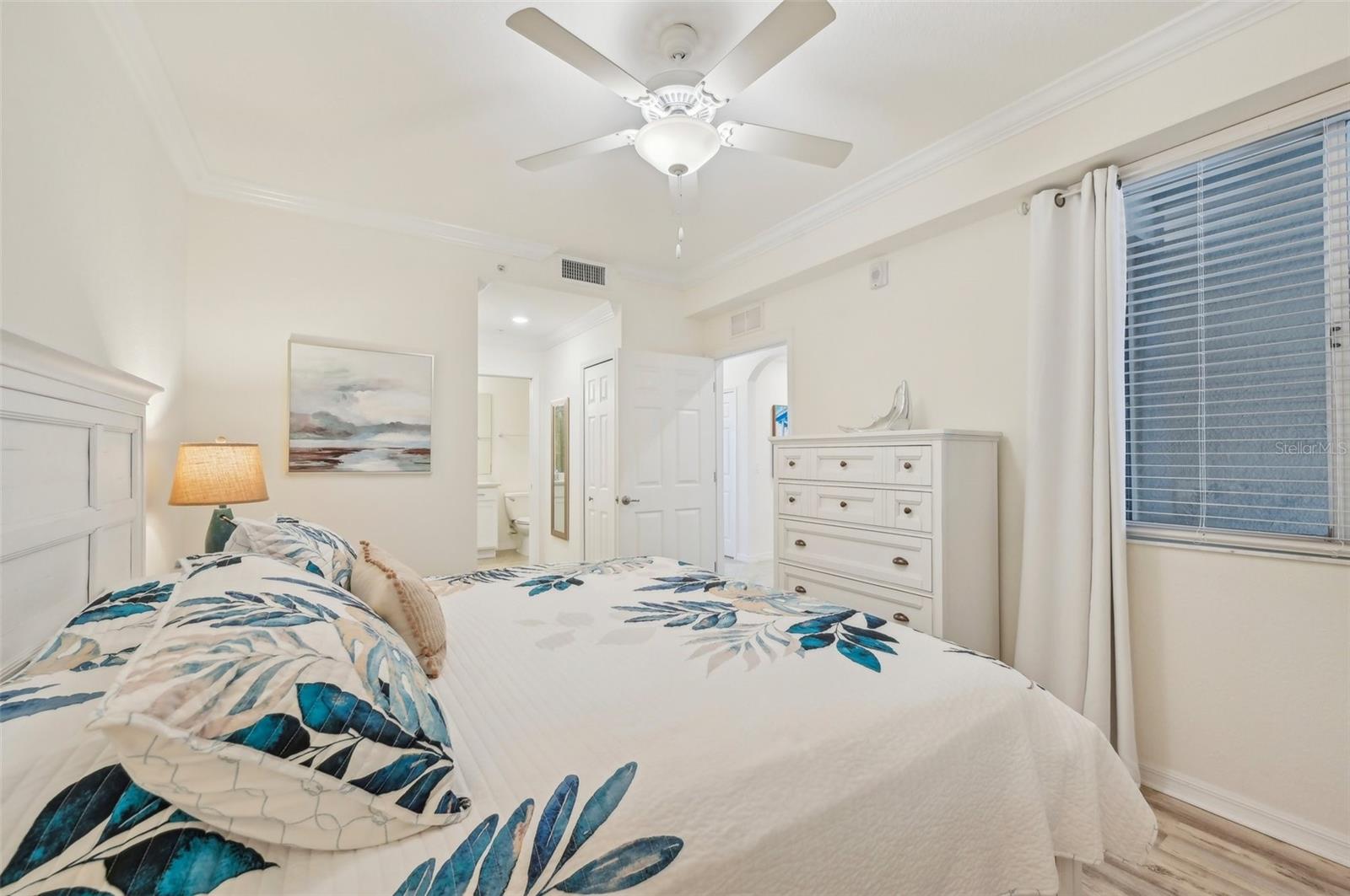 850 TIDEWATER SHORES LOOP #202