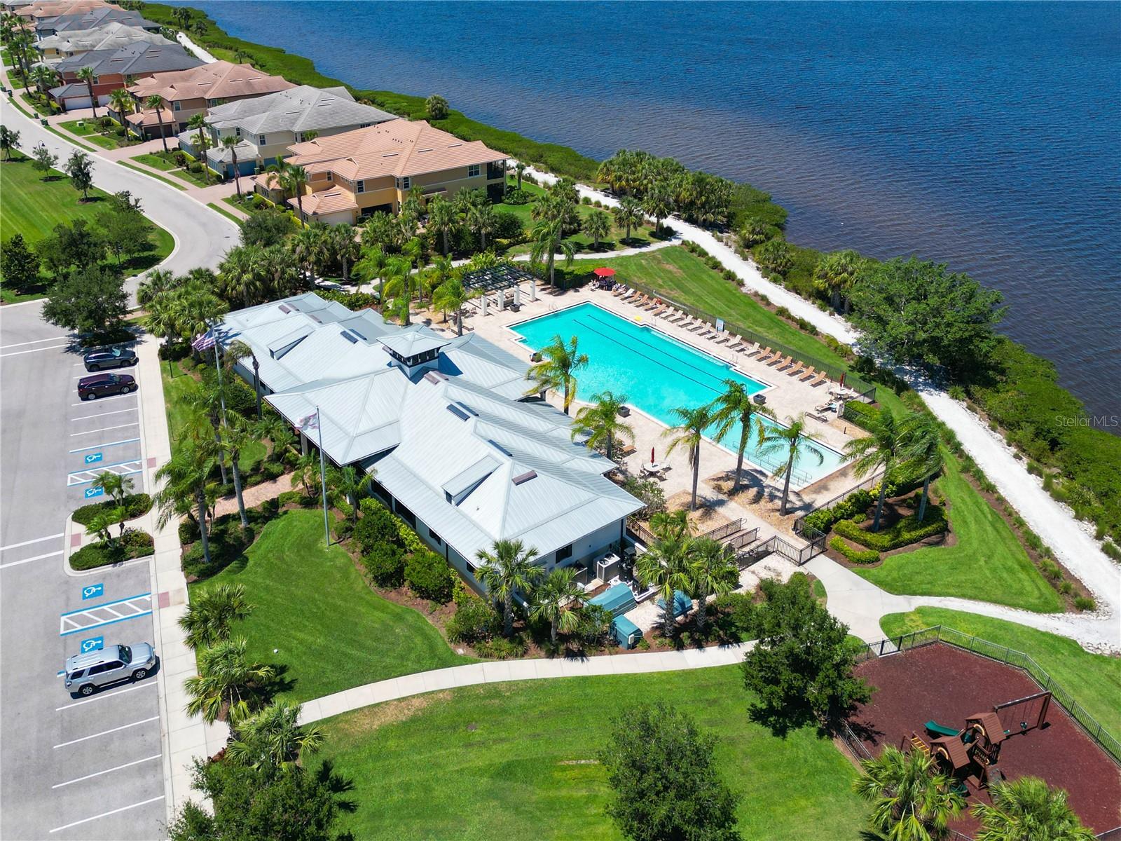 850 TIDEWATER SHORES LOOP #102