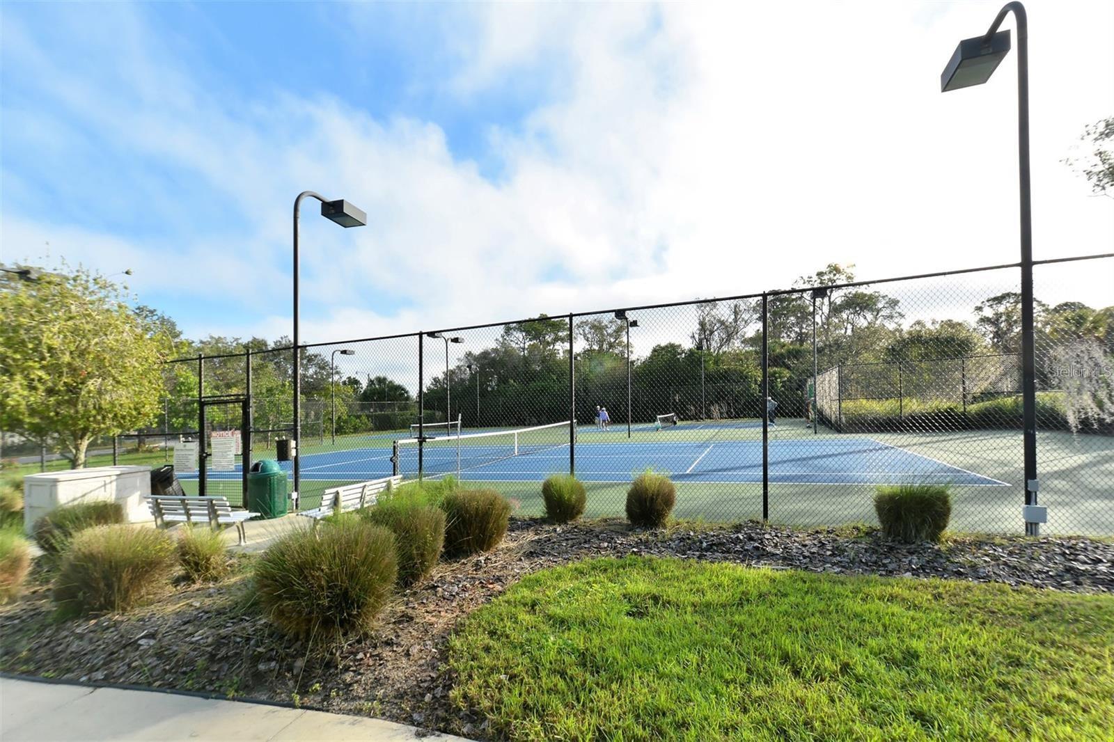 7357 FOUNTAIN PALM CIR #11-102