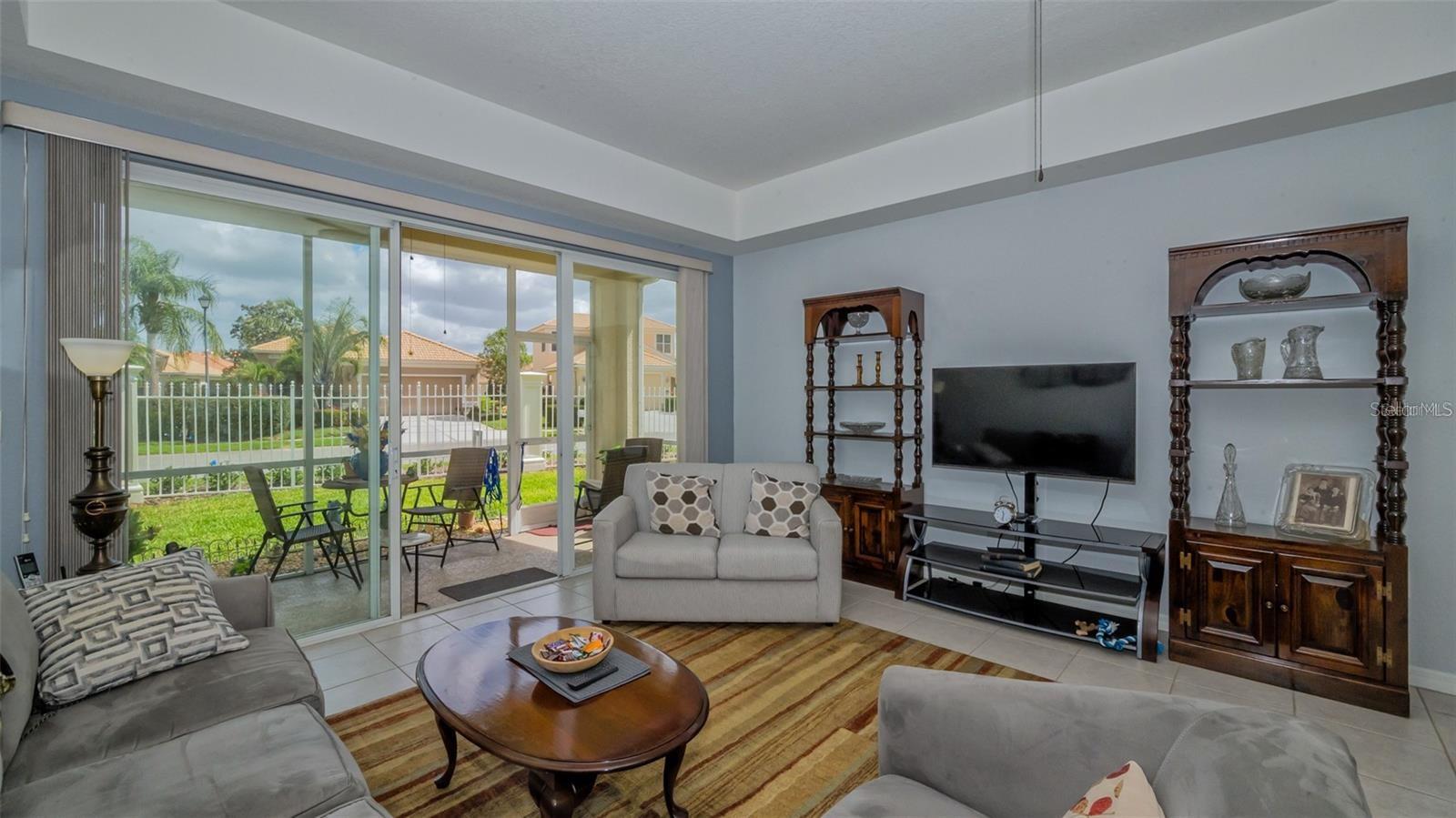 7357 FOUNTAIN PALM CIR #11-102