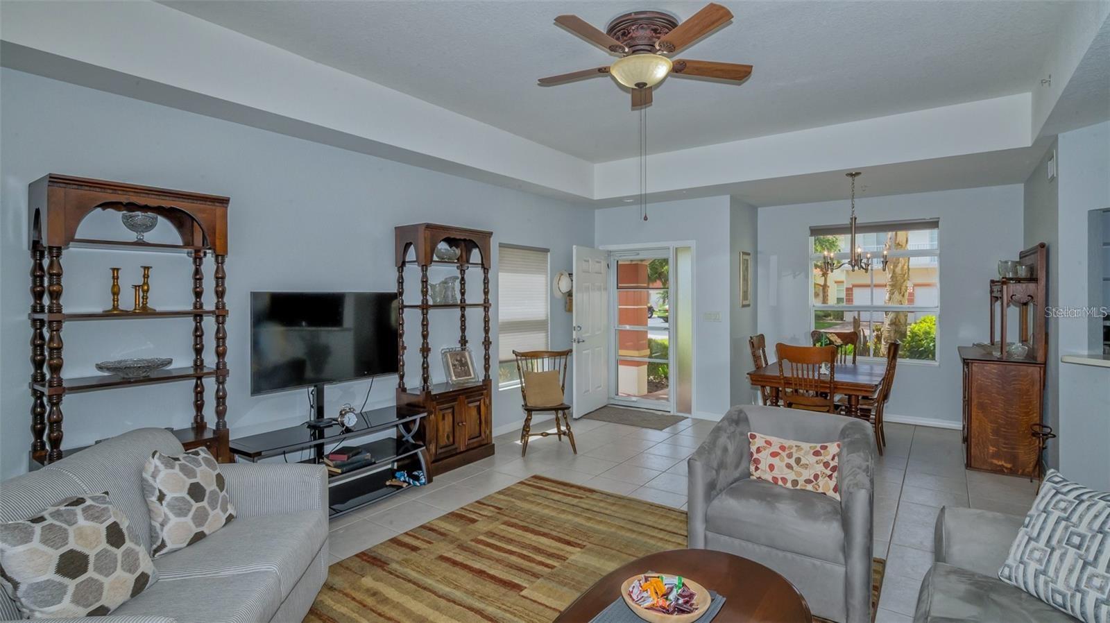 7357 FOUNTAIN PALM CIR #11-102