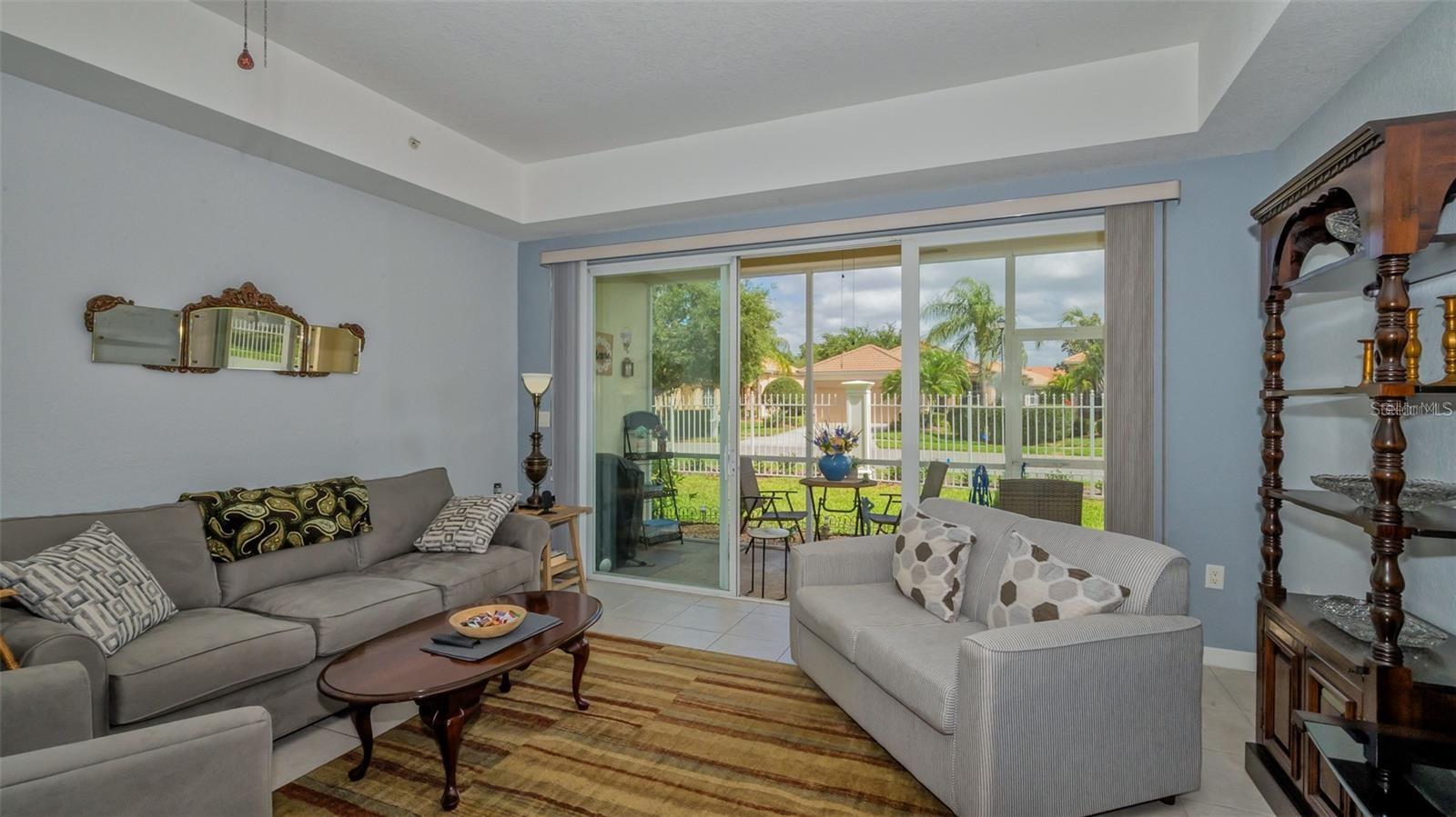 7357 FOUNTAIN PALM CIR #11-102