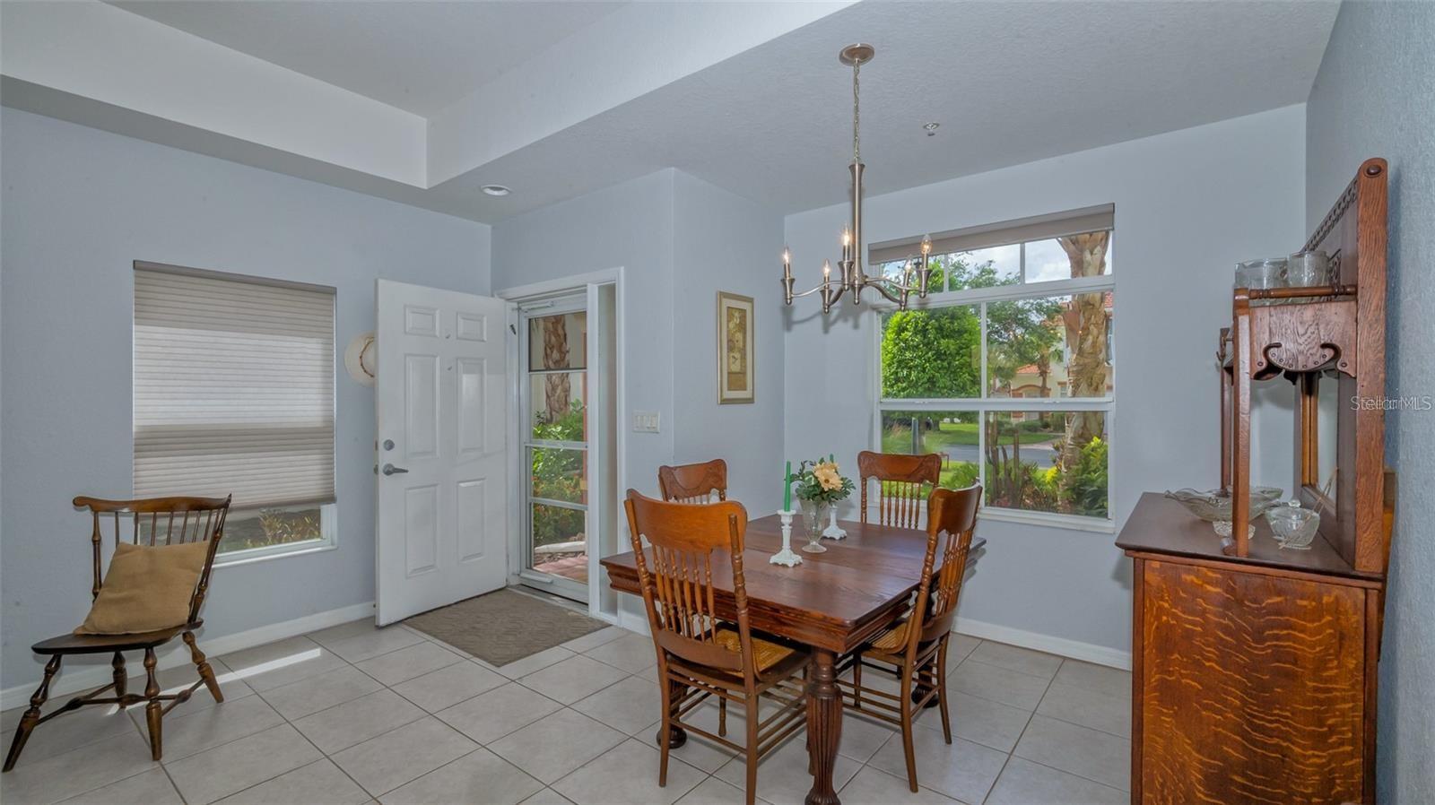 7357 FOUNTAIN PALM CIR #11-102