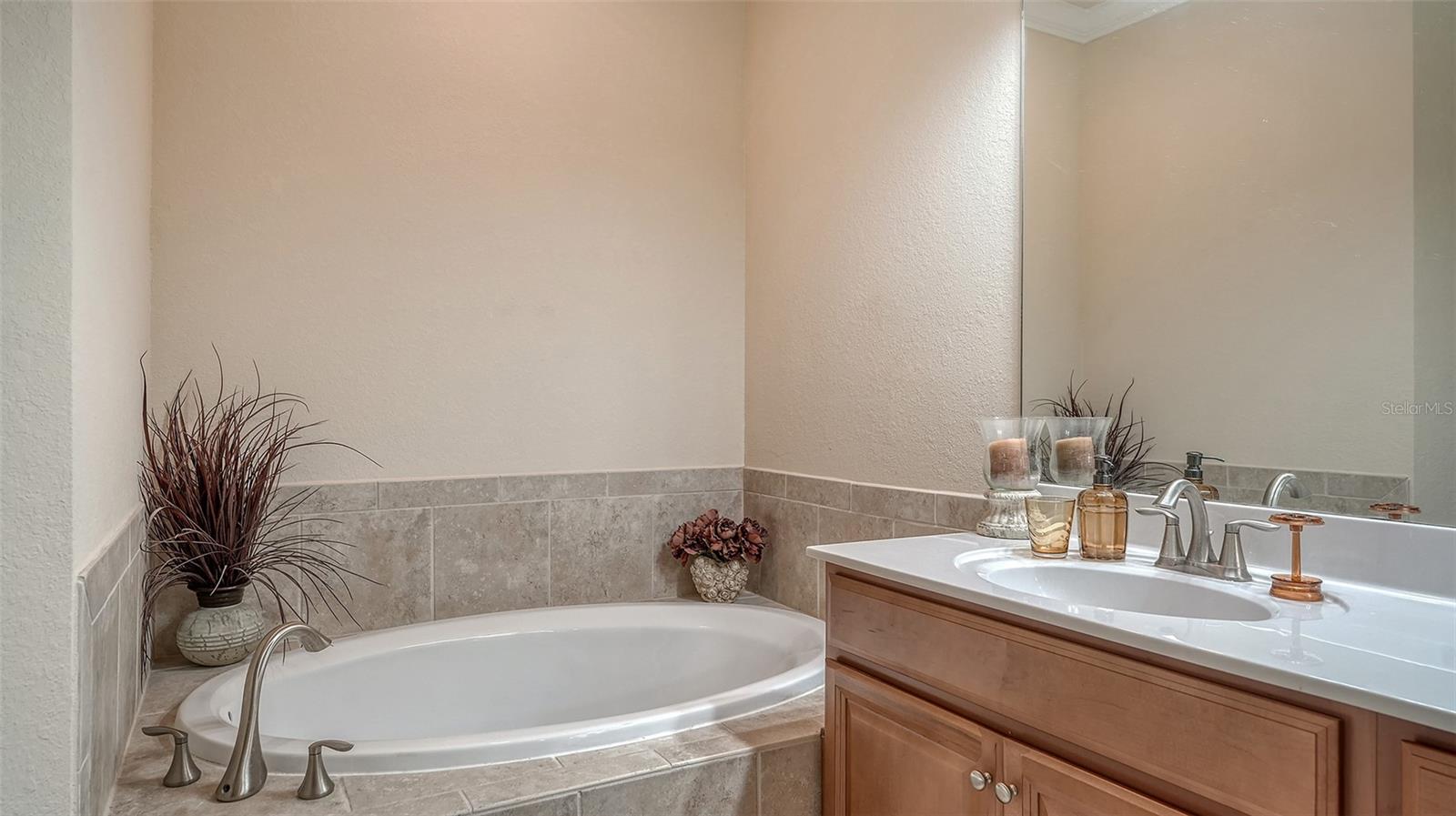 6806 GRAND ESTUARY TRL #102