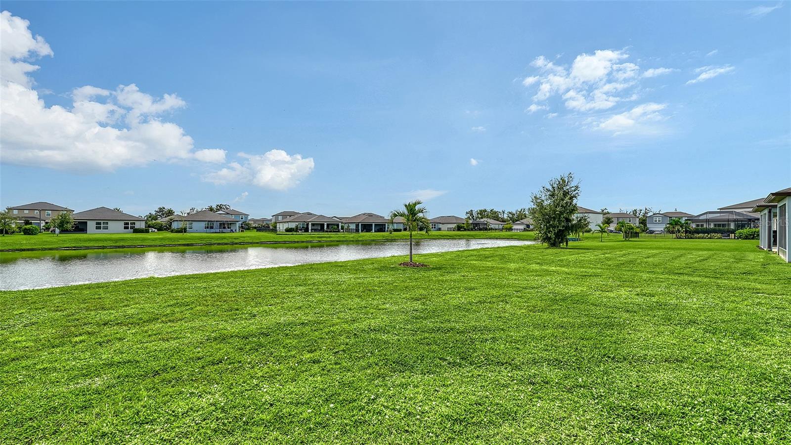 9304 ROYAL RIVER CIR