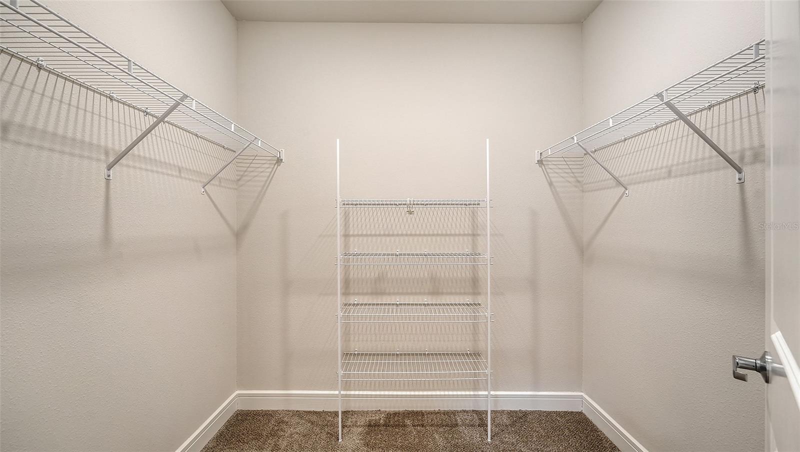 9304 ROYAL RIVER CIR