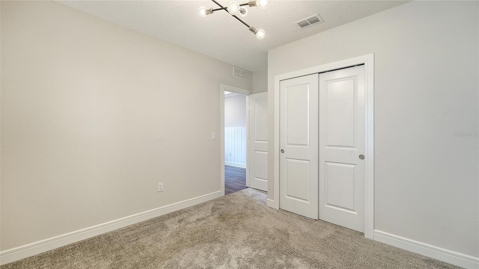 9304 ROYAL RIVER CIR