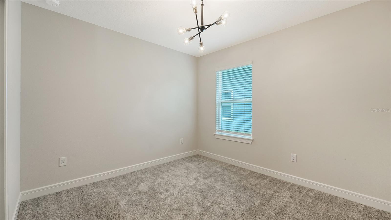 9304 ROYAL RIVER CIR