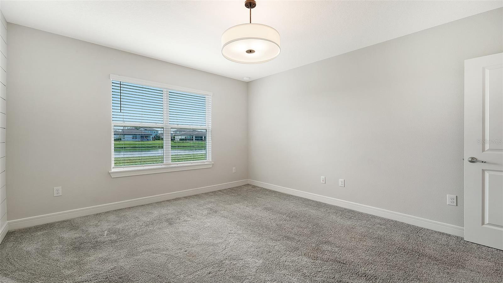 9304 ROYAL RIVER CIR