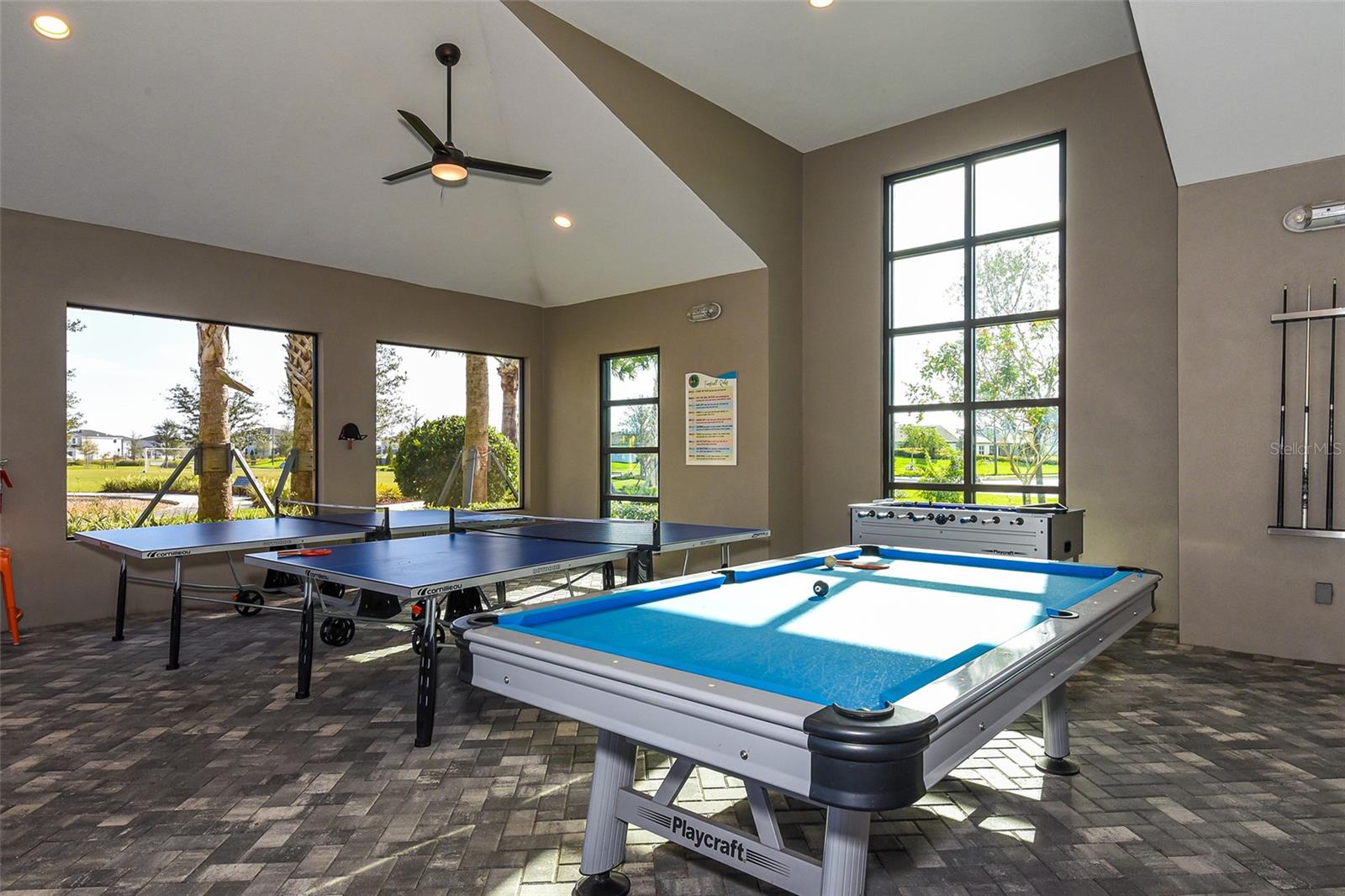 9304 ROYAL RIVER CIR