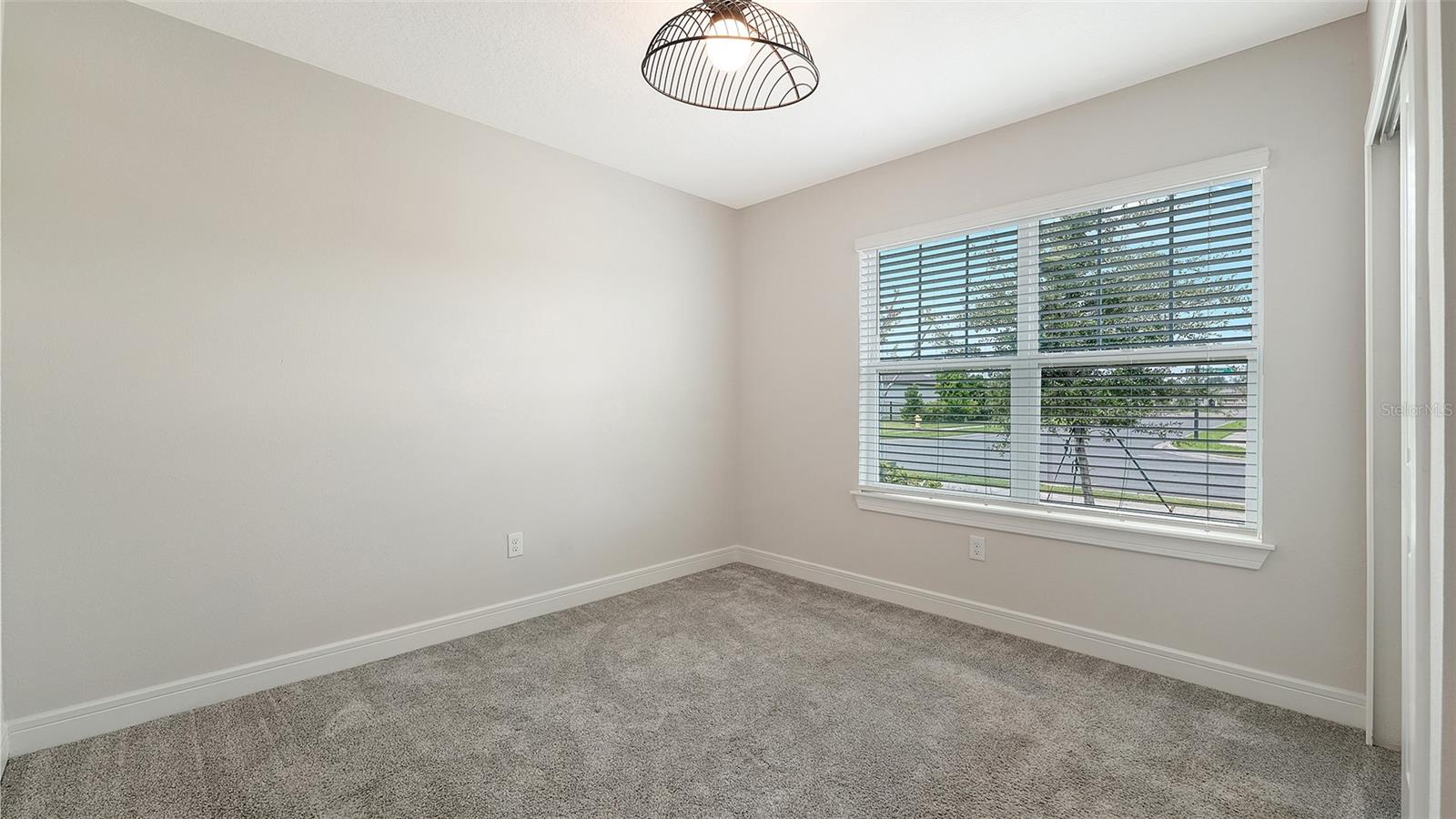 9304 ROYAL RIVER CIR