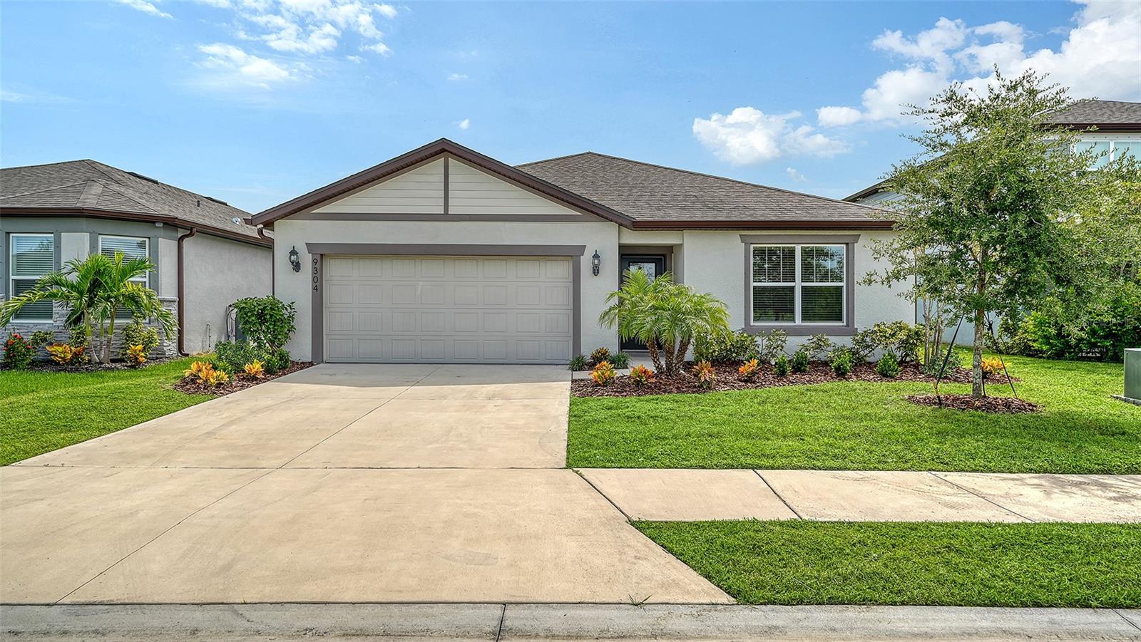 9304 ROYAL RIVER CIR