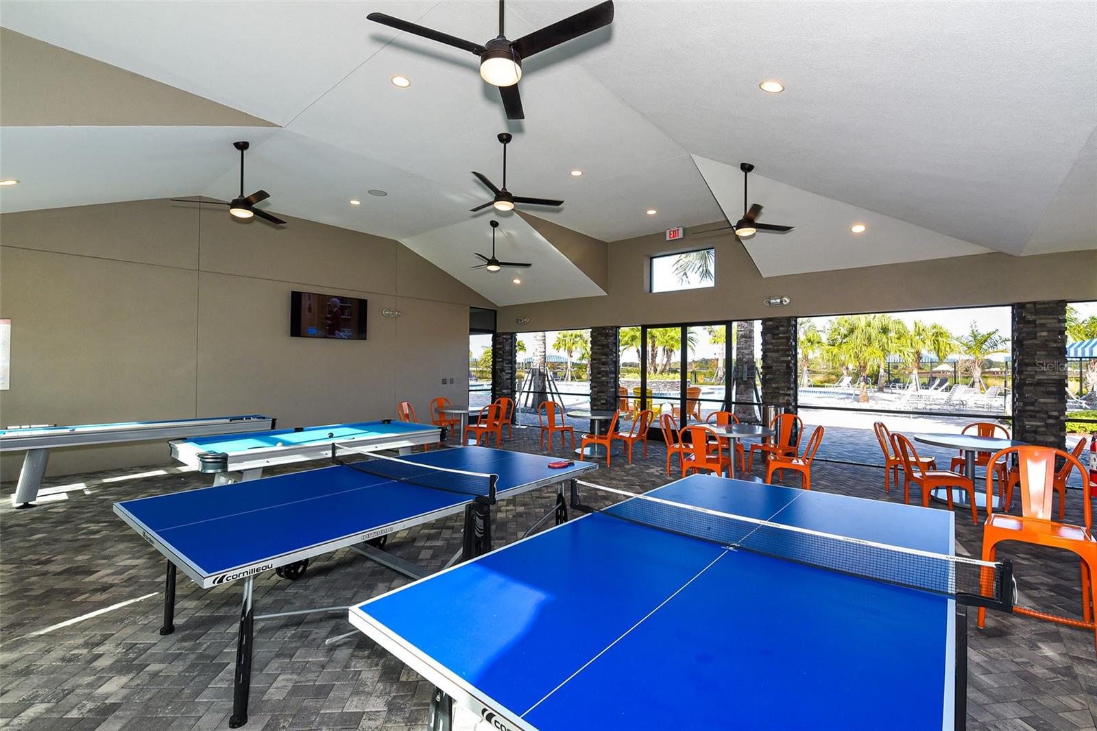 9304 ROYAL RIVER CIR