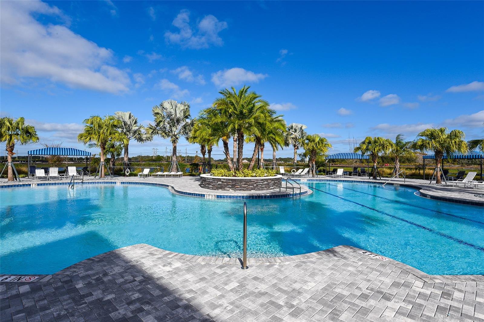 9304 ROYAL RIVER CIR