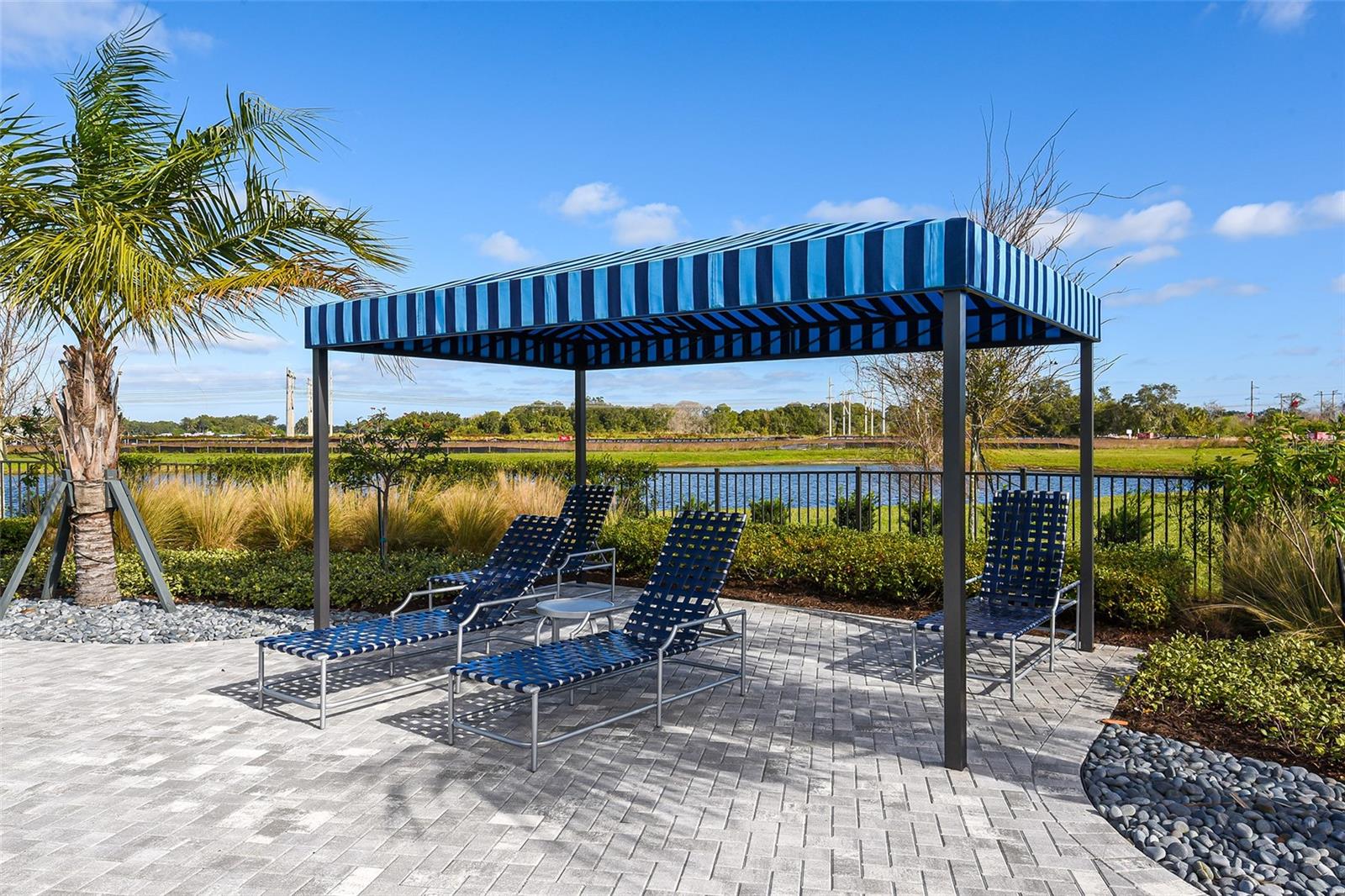 9304 ROYAL RIVER CIR