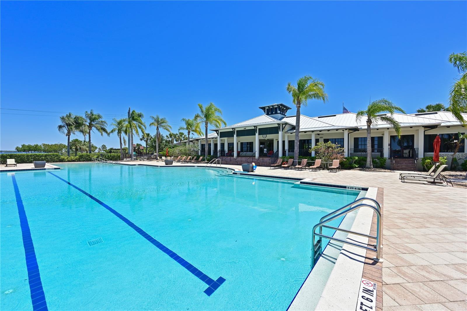931 MANGROVE EDGE CT