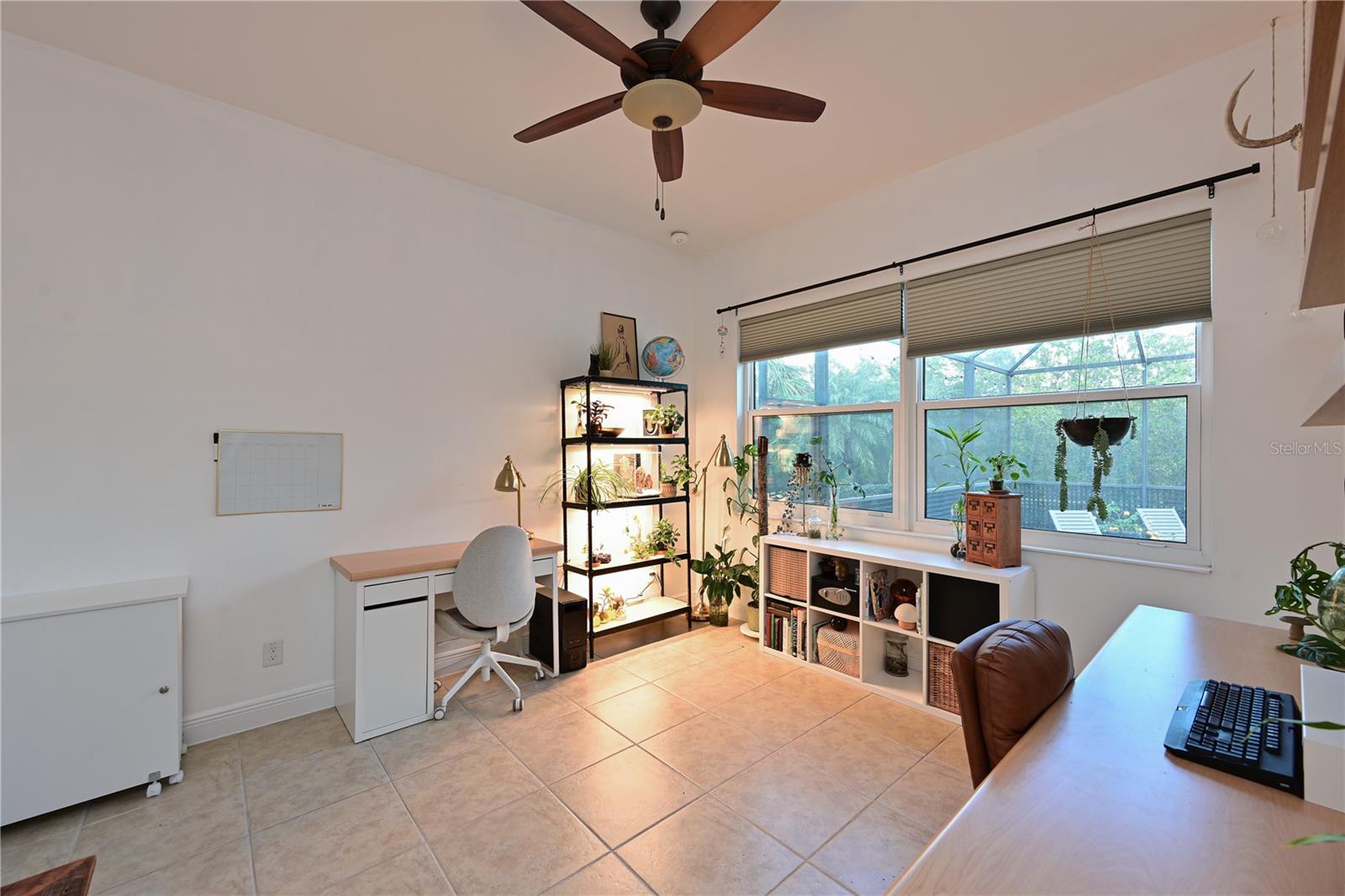 931 MANGROVE EDGE CT