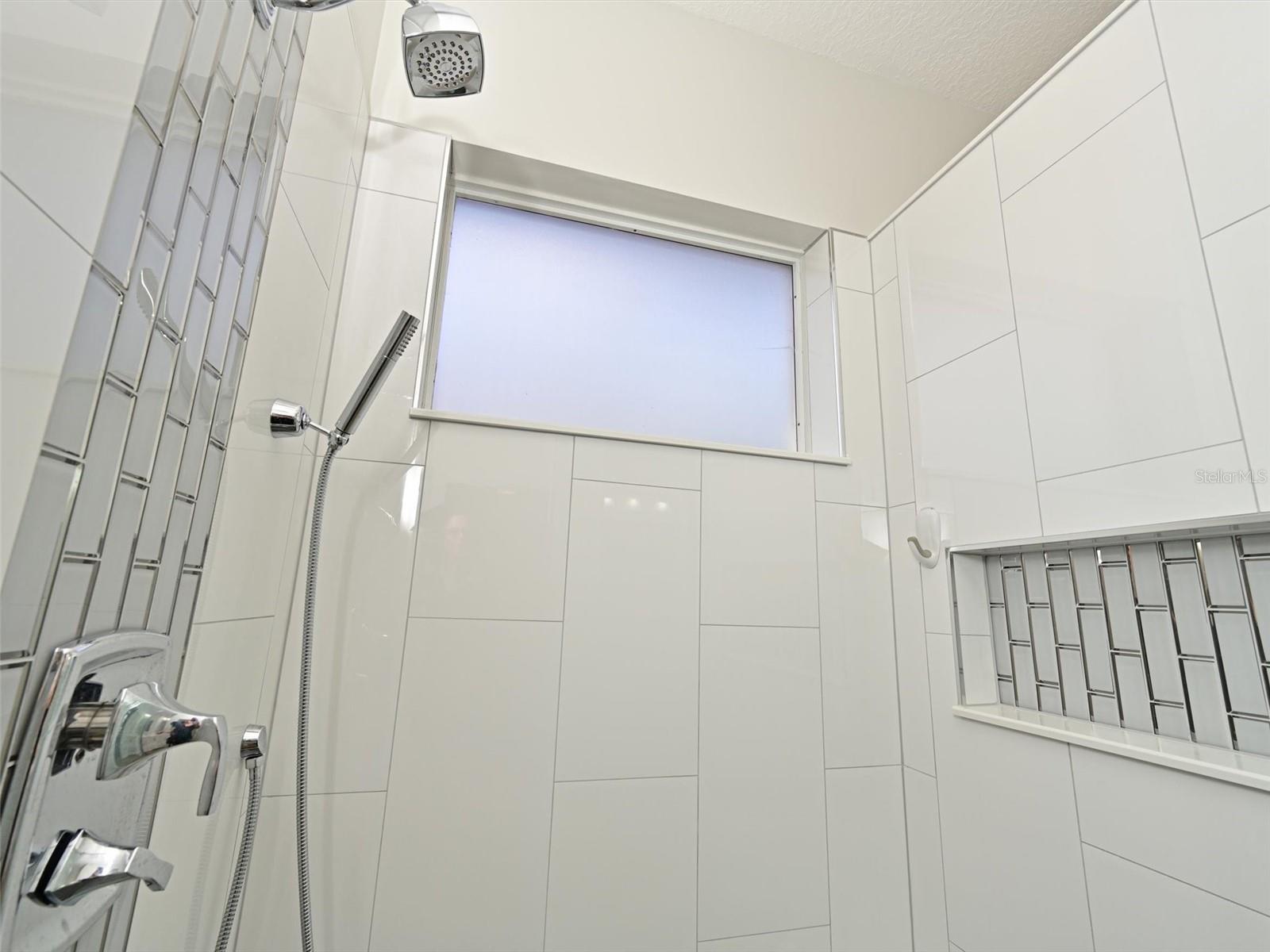 6619 WATERS EDGE WAY