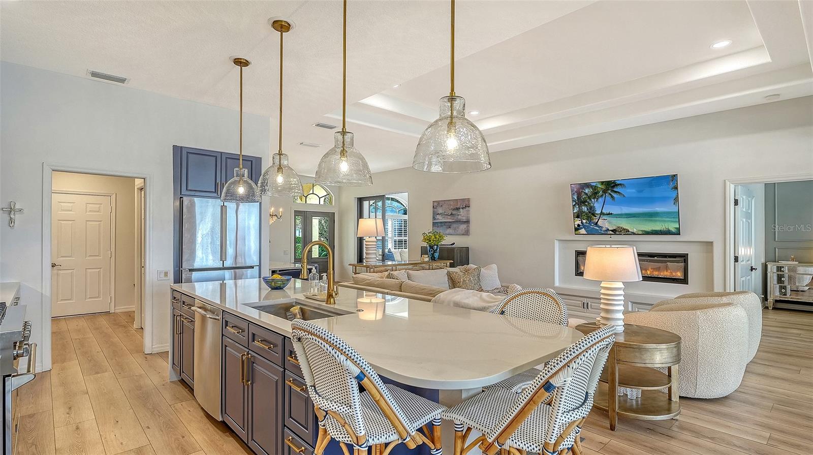 6619 WATERS EDGE WAY