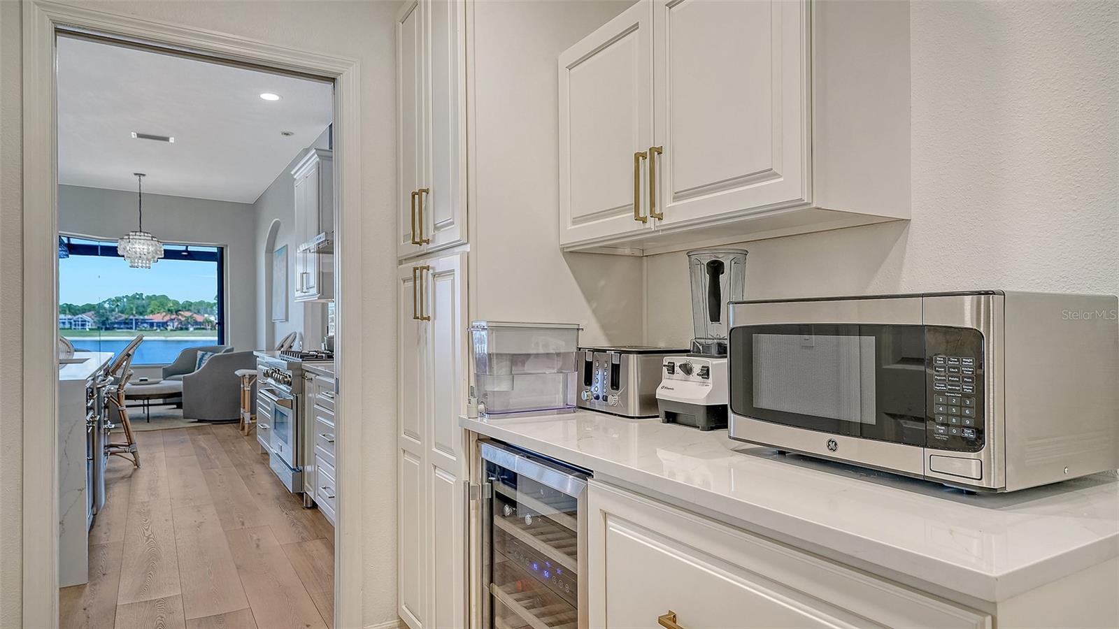 6619 WATERS EDGE WAY