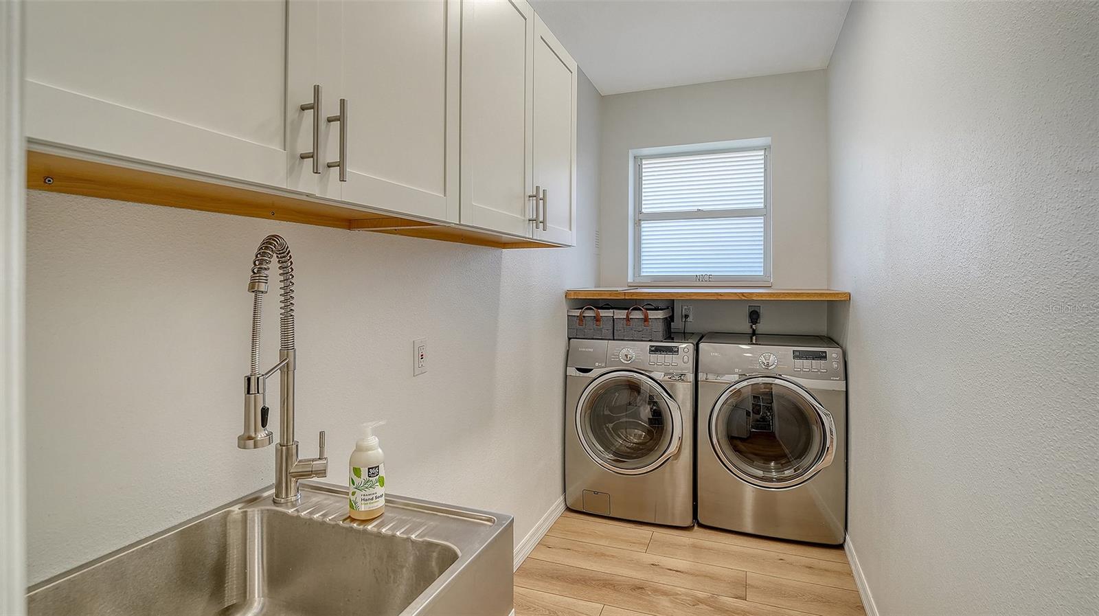 6619 WATERS EDGE WAY