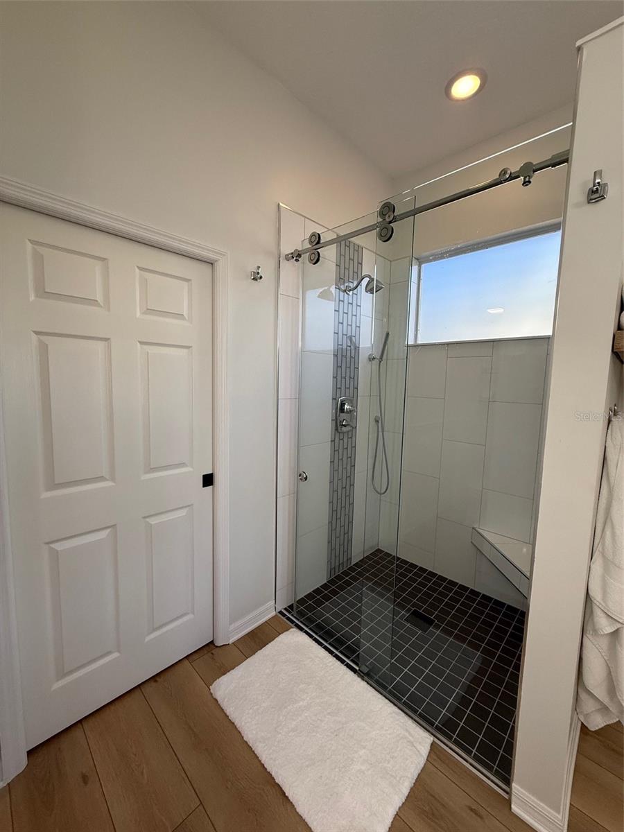 6619 WATERS EDGE WAY