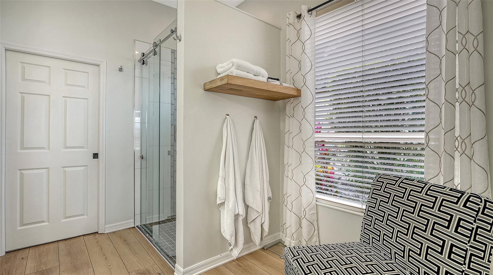 6619 WATERS EDGE WAY