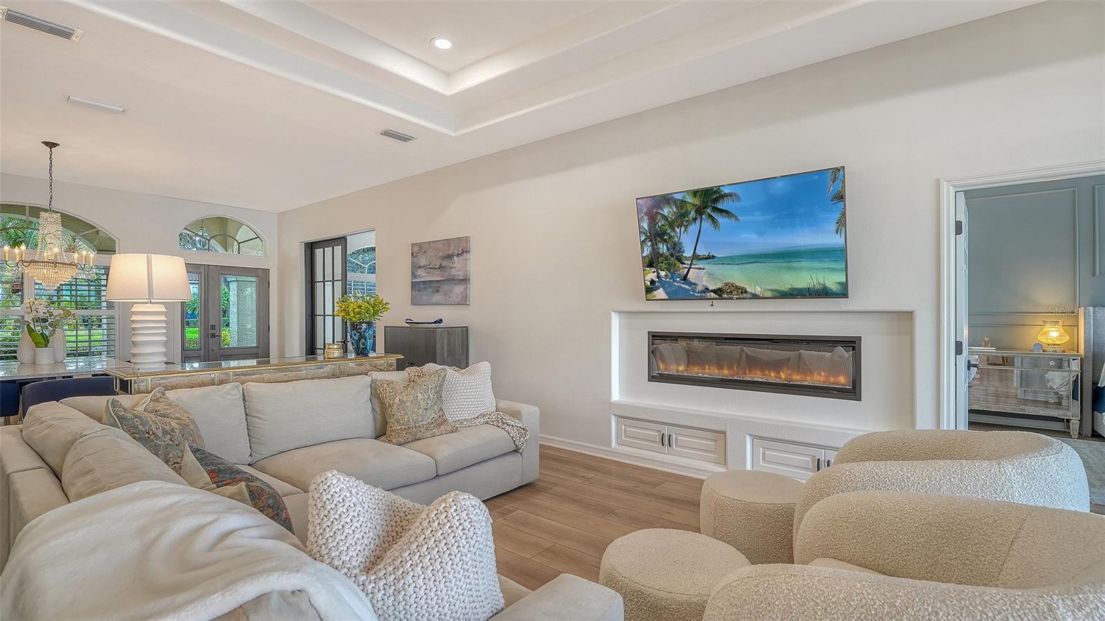 6619 WATERS EDGE WAY