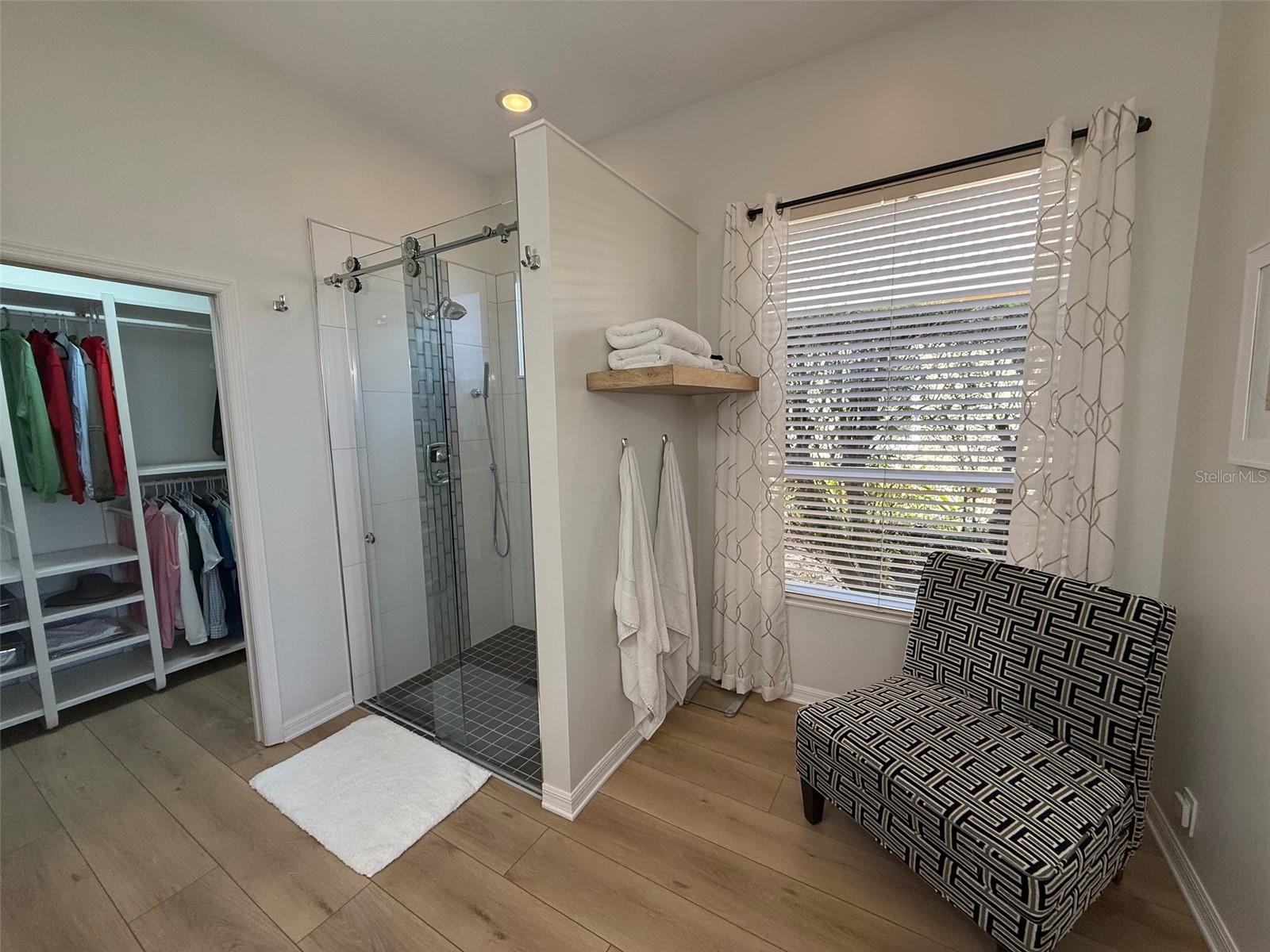 6619 WATERS EDGE WAY