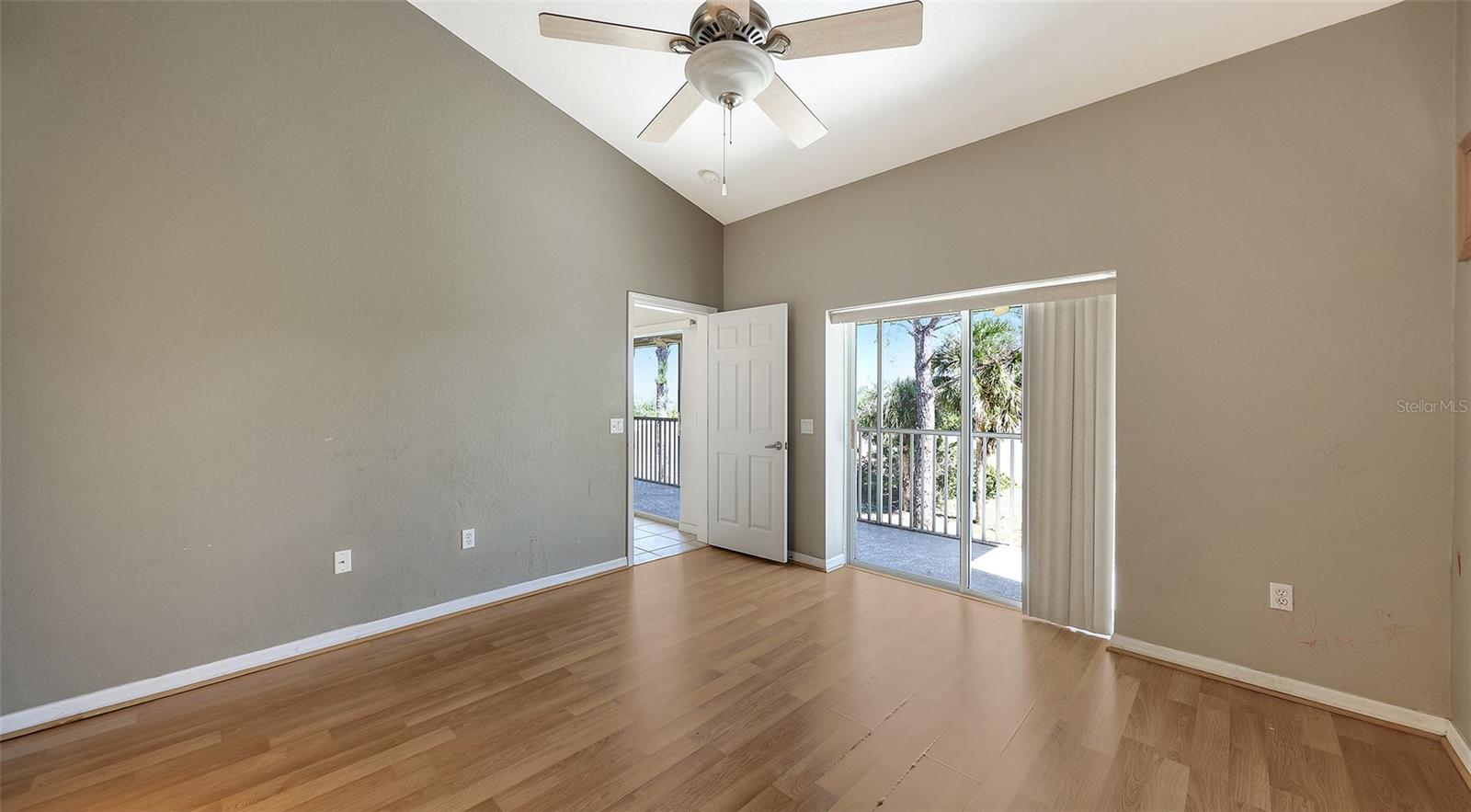 7641 SWEETBAY CIR #7641